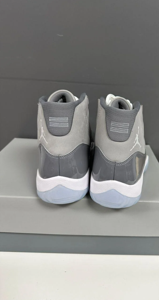 Air Jordan 11 Retro 'Cool Grey' 2021