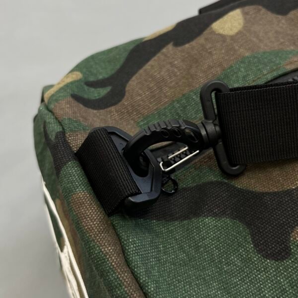 Corteiz Military Green Alcatraz Grindwear Duffle Bag - Image 3