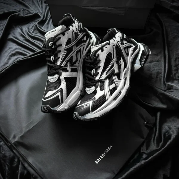 Balenciaga Runner - Image 4