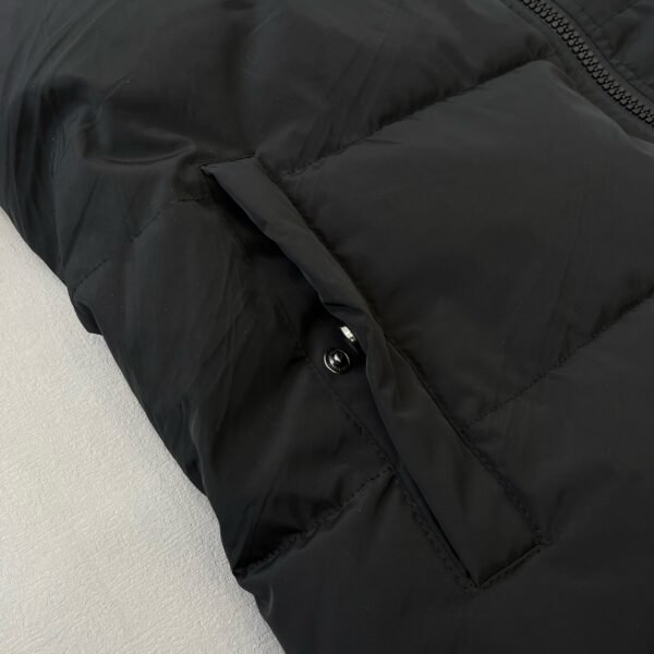 Latest Trapstar Hyperdrive Technical Puffer Black Reflective Jacket - Image 10