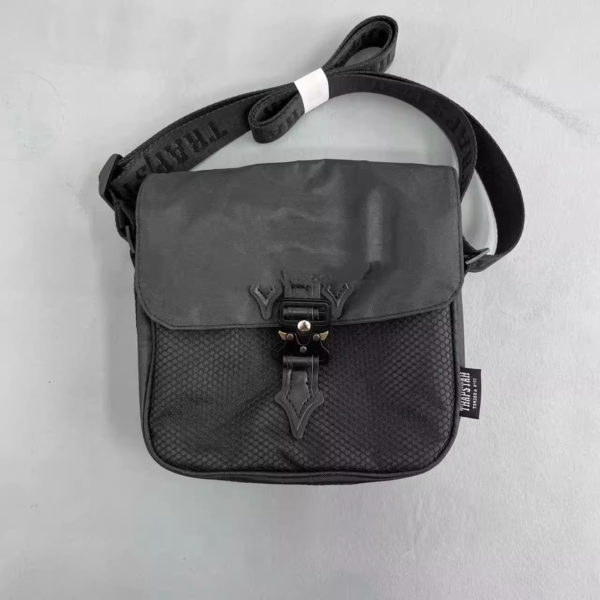 Trapstar Irongate T Cross-Body Bag